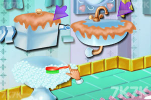 《宝贝爱丽儿打扫浴室》游戏画面2