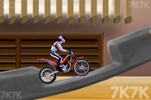 《狂热单车4》游戏画面1