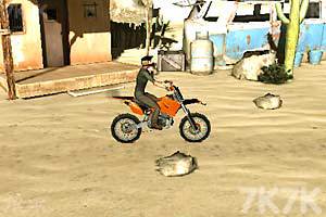 《极限摩托攀爬》游戏画面2