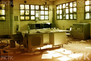 《逃离废弃的办公室》游戏画面3