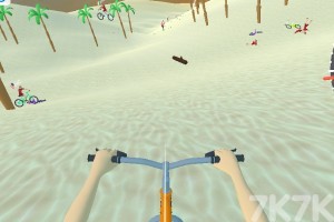 《自行车障碍挑战》游戏画面2