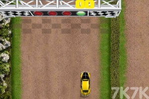 《汽车竞速赛》游戏画面1