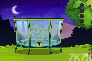 《困在笼里的野猪》游戏画面2
